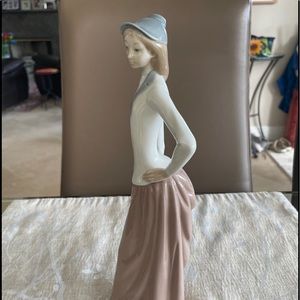 Lladro Lady Figurine perfect condition